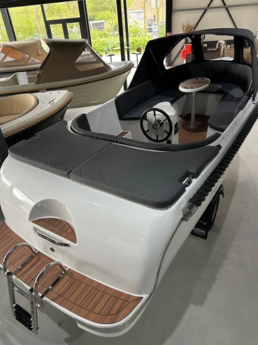 Lago Amore 570 - Tohatsu 20pk