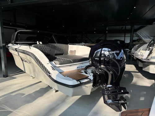 Topcraft 627 Tender - Tohatsu 100 pk - Suzuki 115pk - Suzuki 50pk